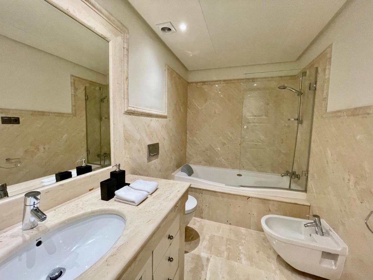 Doncella Beach , Apartamento Con Vistas Al Mar Estepona Buitenkant foto