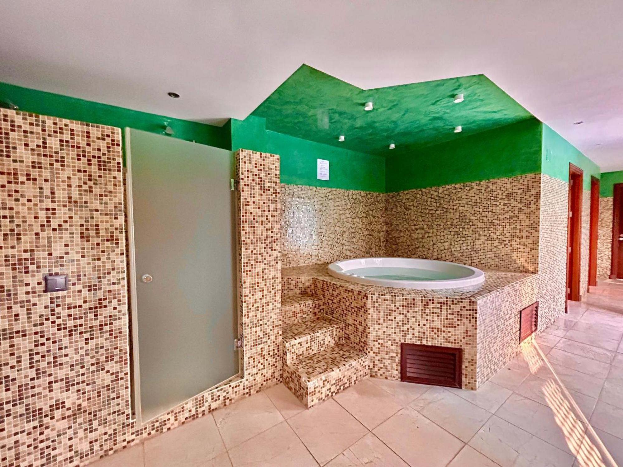 Doncella Beach , Apartamento Con Vistas Al Mar Estepona Buitenkant foto