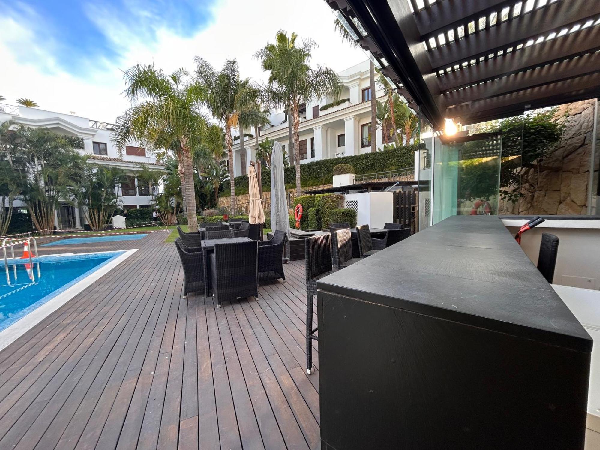 Doncella Beach , Apartamento Con Vistas Al Mar Estepona Buitenkant foto